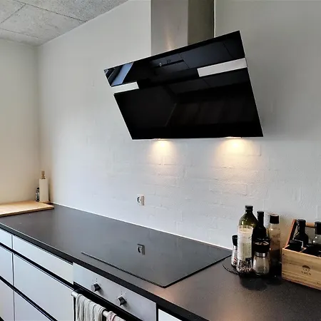 Master W/ Private Bathroom In Stylish House * Herning
